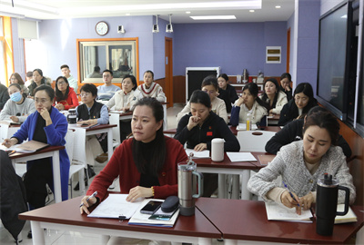 六年级照片 (3).jpg