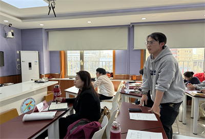 六年级照片 (5).jpg