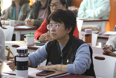 六年级照片 (4).jpg