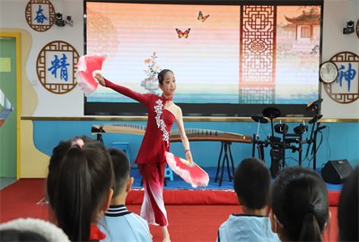 图片11 舞蹈《唤蝶》.jpg