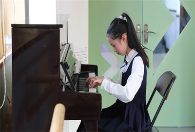 图片17 钢琴《旱天雷》.jpg