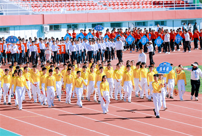 四年级1.jpg