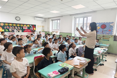 数学课照片3.jpg